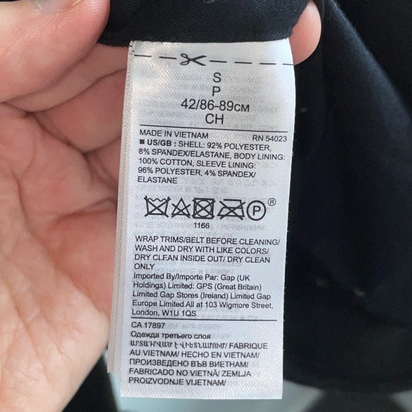 Faux suede black moto jacket from Banana Republic - Picture 5 of 6